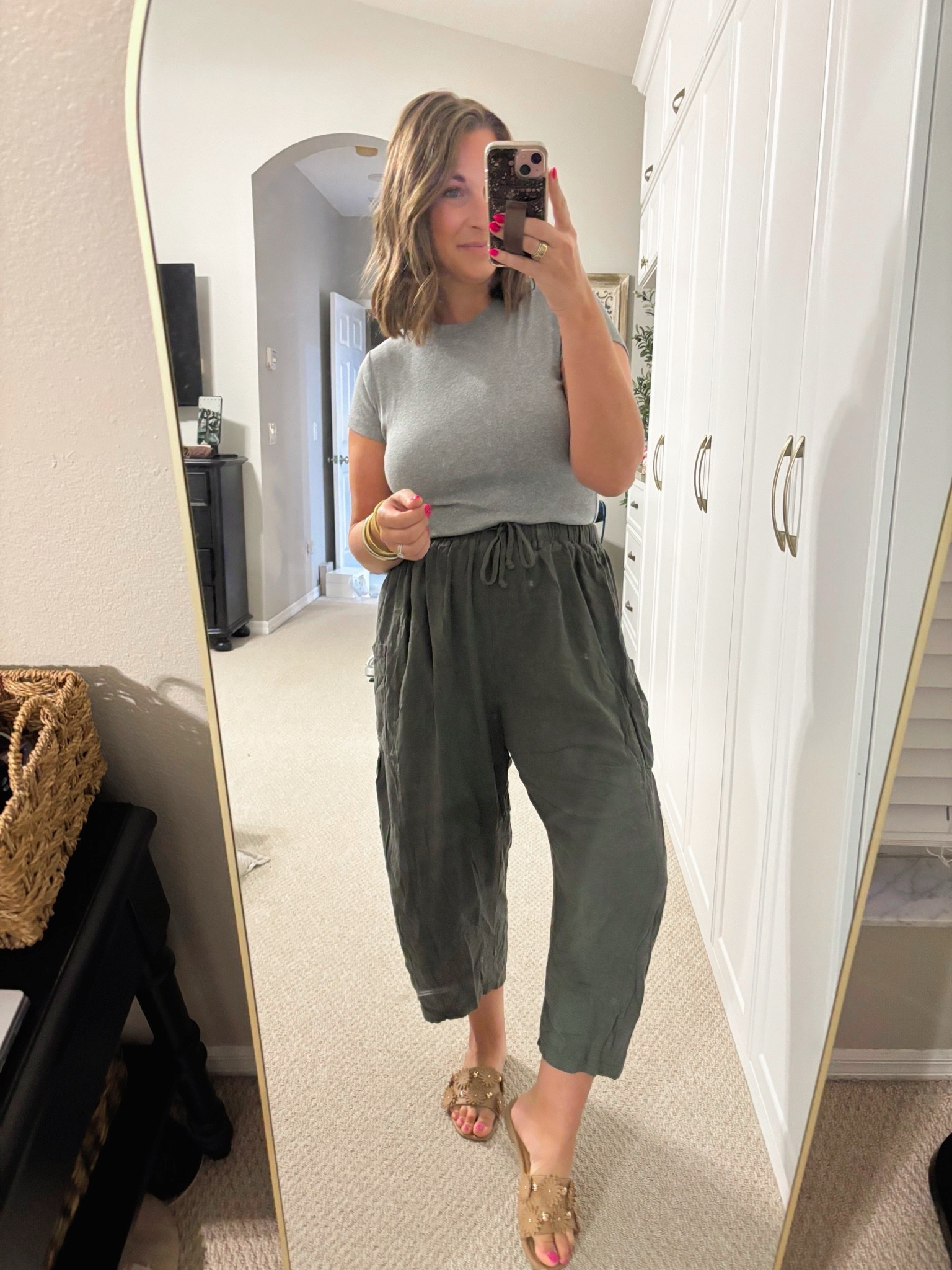 These pants are super comfy & easy to wear! 👏🏼  casual outfit today! 

TTS- medium

#LTKdayinmylife #LTKootd #LTKmomlife