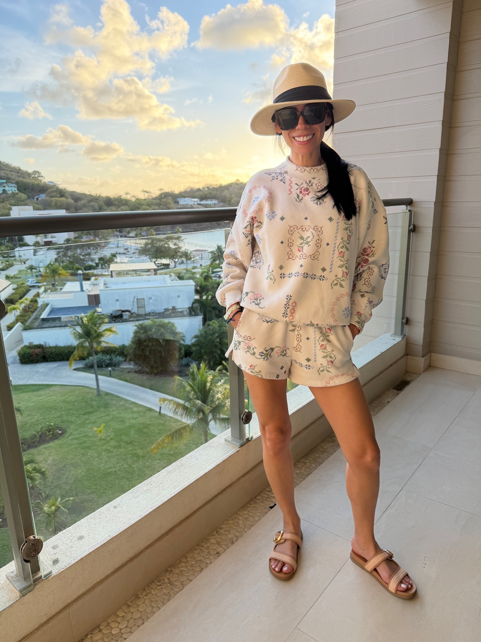 Travel outfit…just a comfy two piece sweat set. Mock collar and super soft, I wear size small on both 

#LTKTravel #LTKgrwm #LTKootd