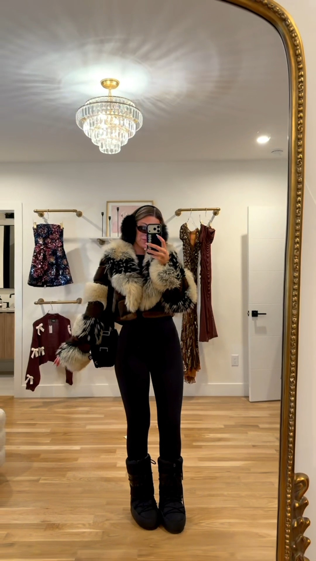 Winter concert looks black fleece leggings with moon boots and fur coat

Wearing my usual smalls

Winter outfit
Fur coat
Fleece
Leggings
Winter boots
Snow boots
Winter concert

#LTKStyleTip #LTKParties

#LTKSeasonal