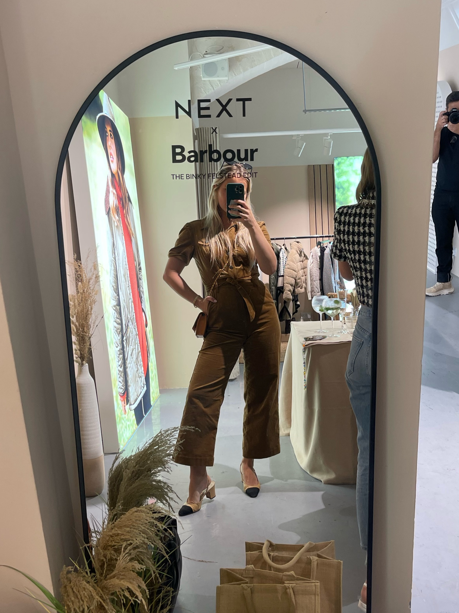 Tan corduroy jumpsuit, Paige jumpsuit, autumn outfit, autumn style, transitional outfit, tan outfit, neutrals, autumn, all neutral outfit 

#LTKeurope #LTKstyletip #LTKSeasonal