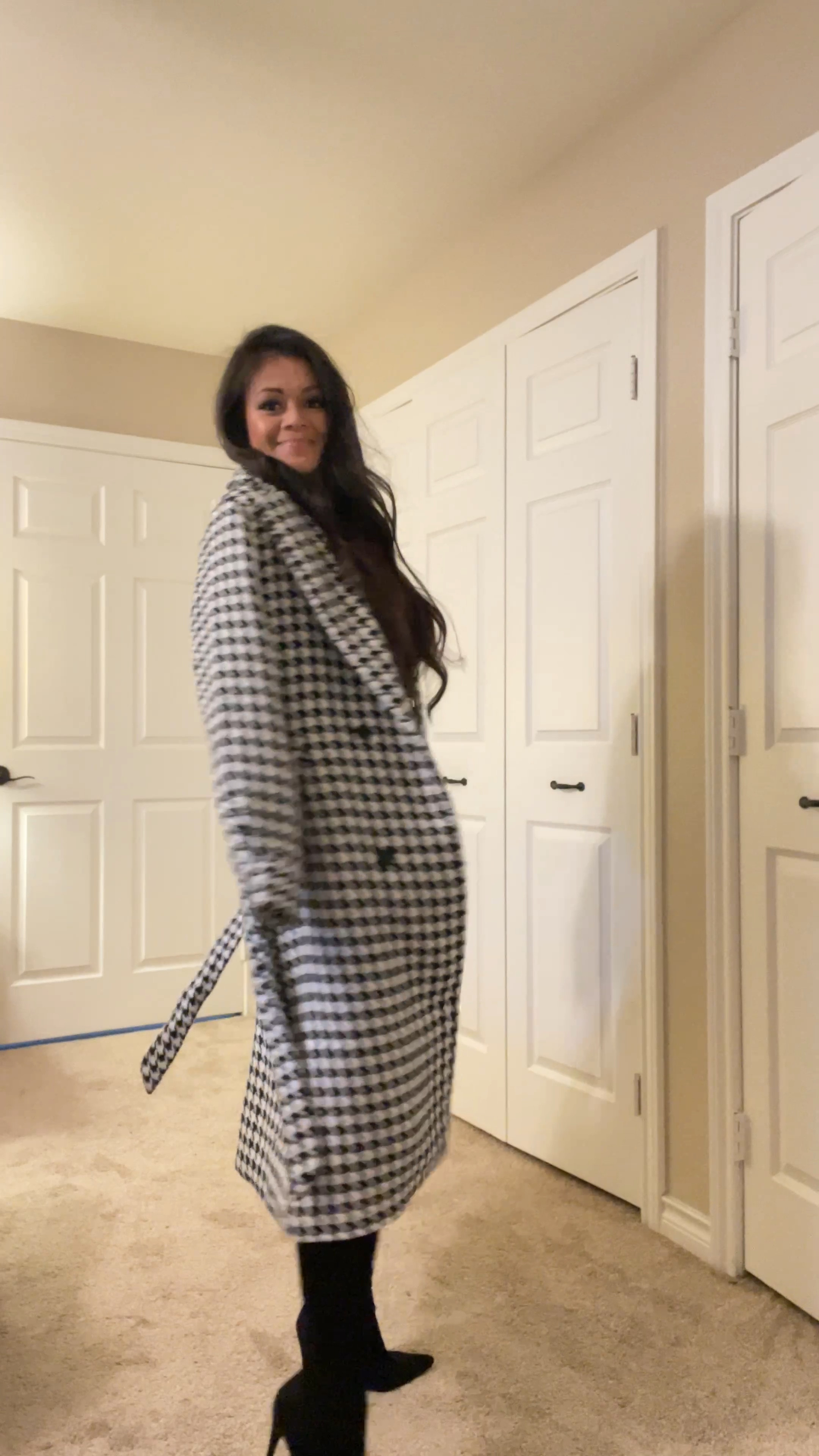 Houndstooth ovErsized coat! 

#LTKworkwear #LTKunder100 #LTKstyletip