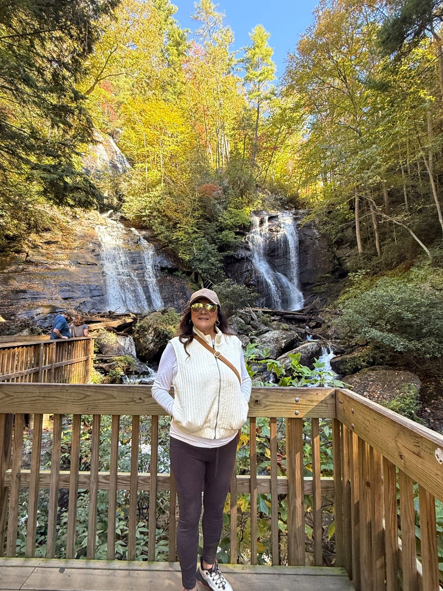 The perfect hiking morning 🥾 

#LTKStyleTip #LTKU #LTKActive