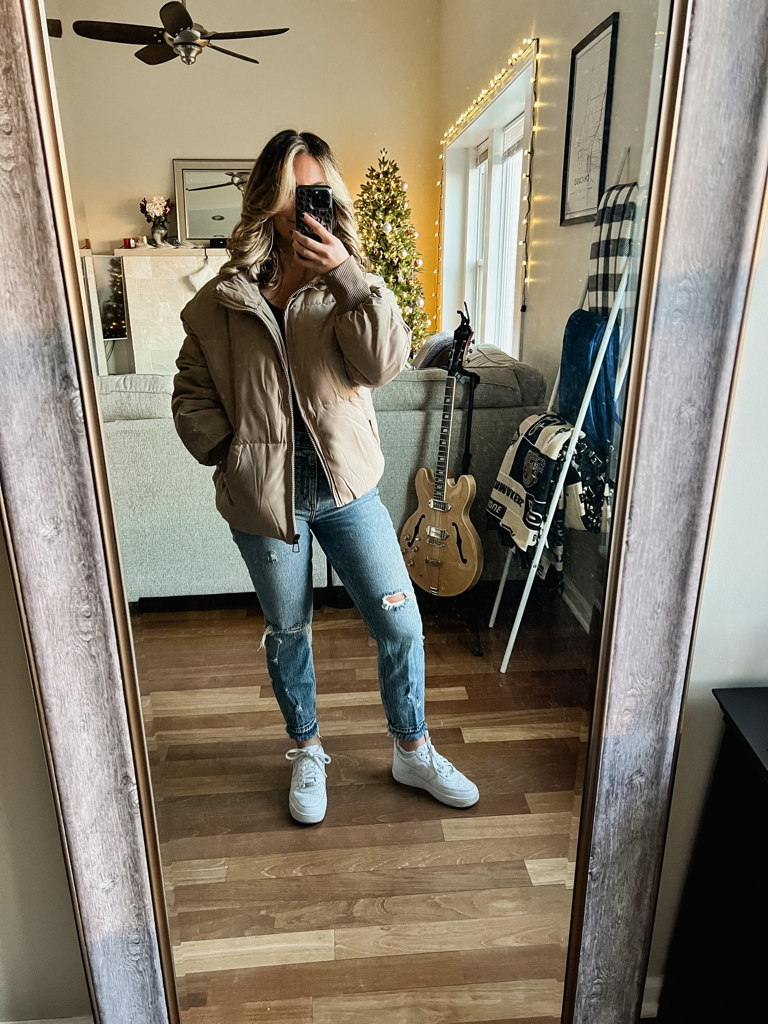 Amazon puffer jacket under $100

#LTKSeasonal #LTKHoliday