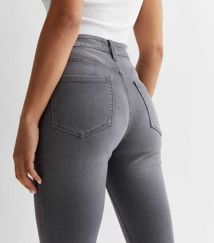 Grey Mid Rise Amie Skinny Jeans
						
						Add to Saved Items
						Remove from Saved Items | New Look (UK)