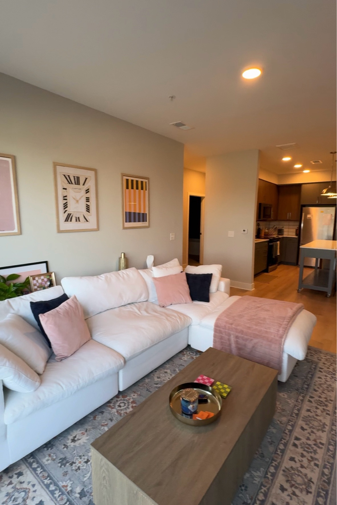 Living room inspo! #apartmentdecor

#LTKHome