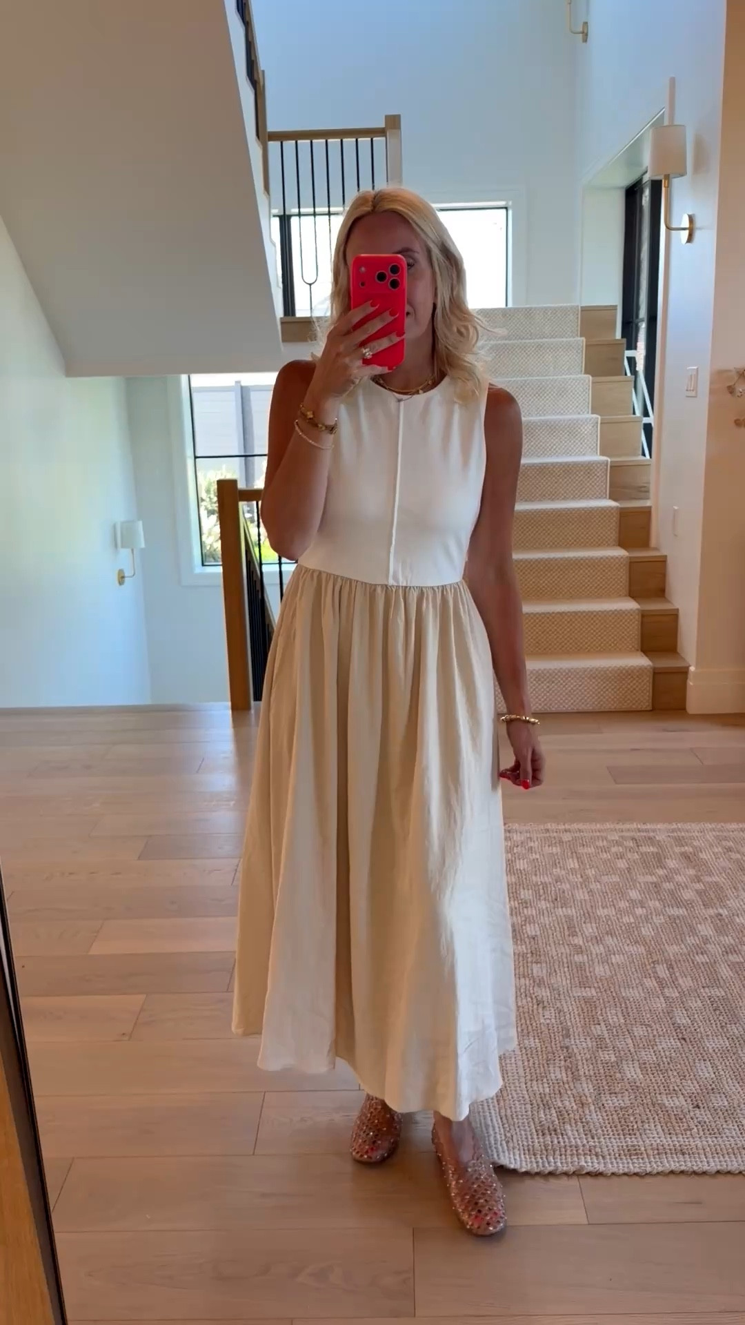 This dress is a go to of mine! You can layer on top of it too! 

#LTKootd #LTKmomlife #LTKgrwm