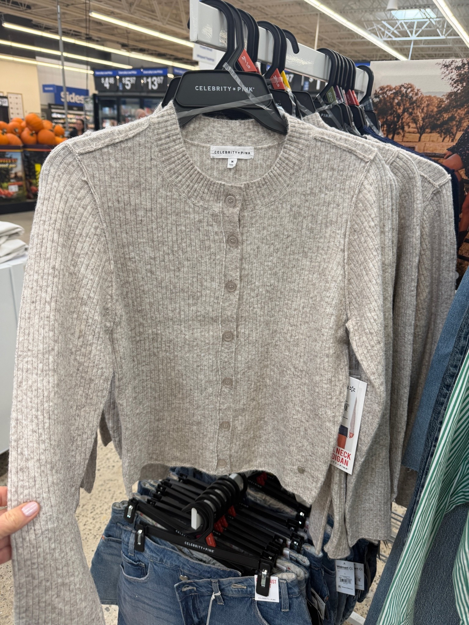 This is really a soft and cute cardigan

#LTKOver40