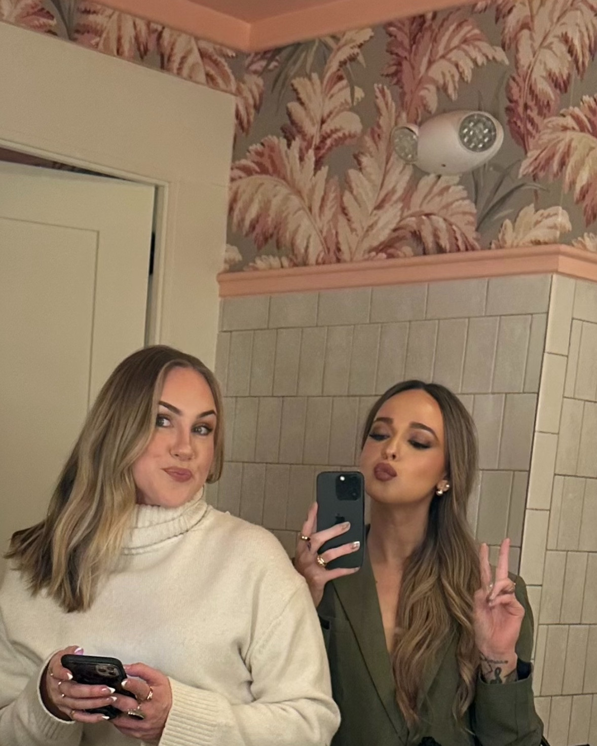 Birthday vibes #birthdaysuit

#LTKStyleTip #LTKParties #LTKSeasonal