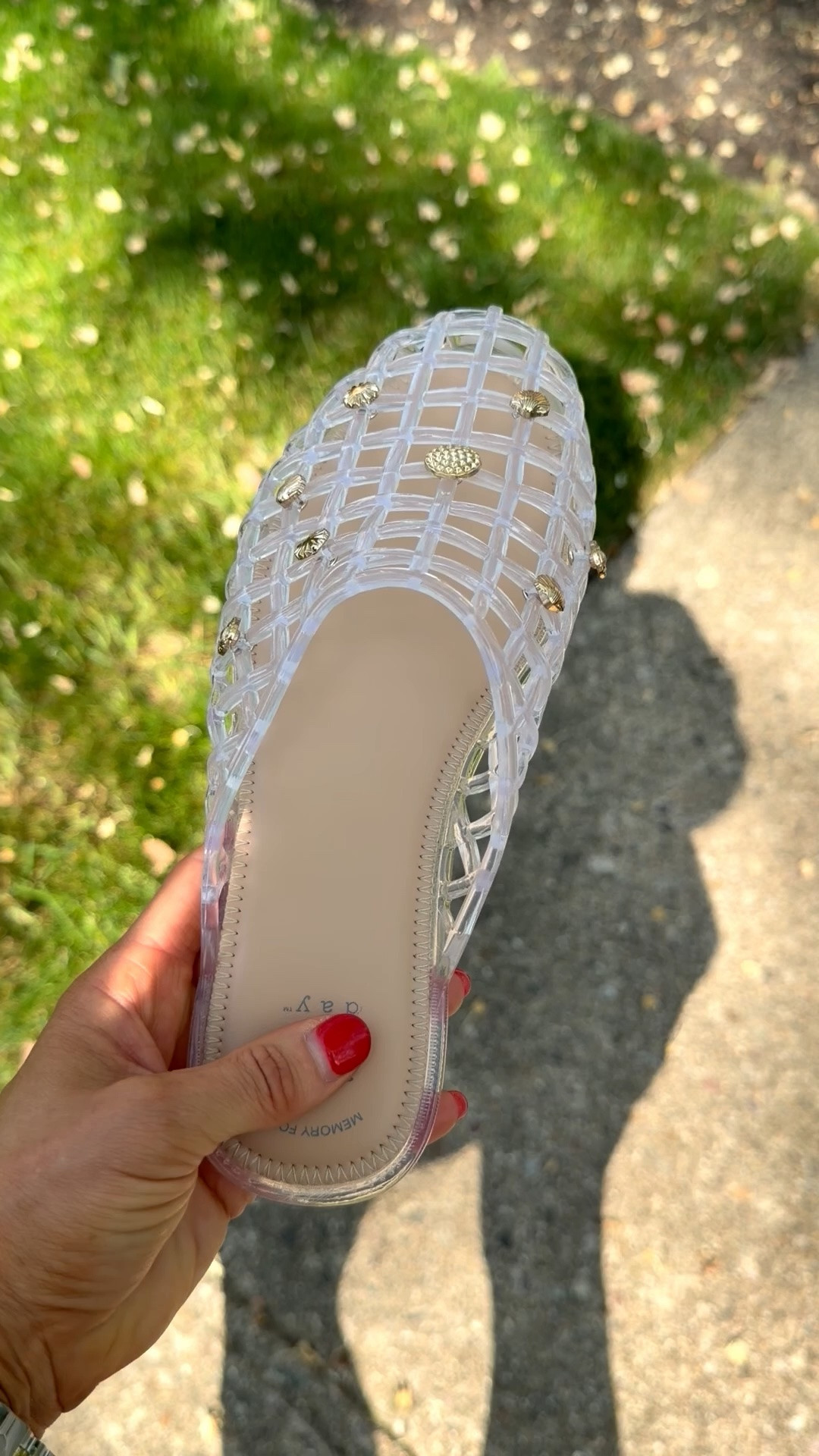 Target jelly slides now on sale!!


Target finds, target fashion, spring style, spring outfits, summer style, summer outfits, vacation outfits, resortwear, beach bags, target sandals, petite fashion, midsize fashion

#LTKSeasonal