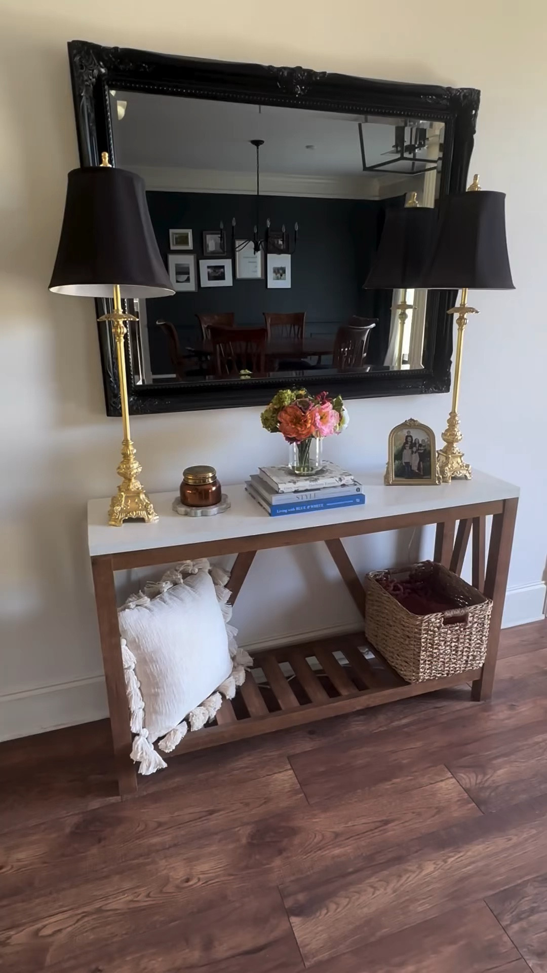 Fall decor, fall entryway, home decorr

#LTKHome #LTKFindsUnder50 #LTKSeasonal