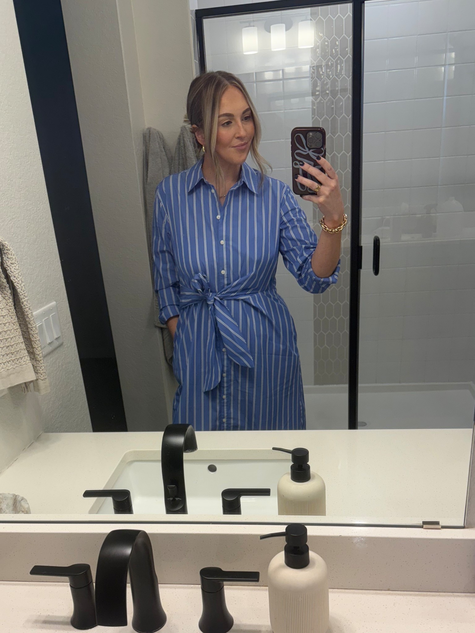 The best work dress and currently on sale for $26 💙✨

#LTKWorkwear #LTKStyleTip #LTKSaleAlert