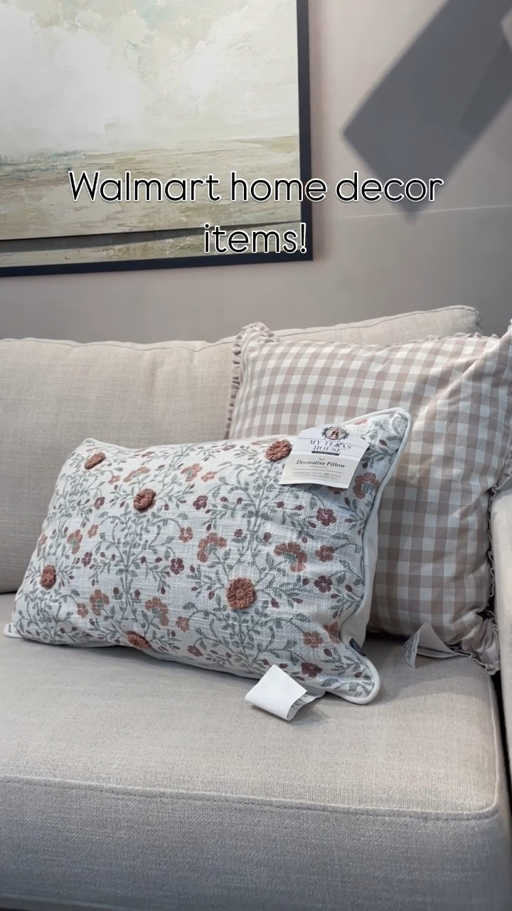 Some beautiful spring home decor finds from Walmart! This floral and gingham pillow combo is so sweet and the pleated ceramic lamp is a must-have! 

Earthy home, home decor, Walmartfinds, gingham pillow, spring home decor, neutral home decor, floral lumbar pillow, vases, scalloped bowl

The Kimmy Cox 
#walmartfinds #founditatwalmart #homedecor

#LTKStyleTip #LTKSeasonal #LTKHome
