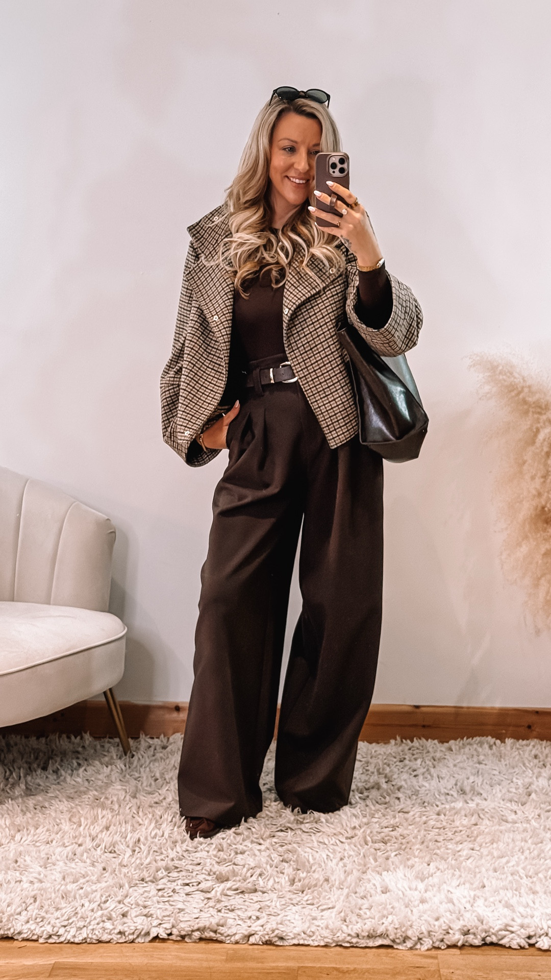 This is the outfit that always gets me compliments ✨

No matter how many times I wear it, someone always asks where it’s from… and honestly, it’s just one of those easy, throw-on looks that works every time 🤍

Proof you don’t need loads of clothes, just a few pieces styled right 😉

Would you wear this? 🤍

outfit that gets compliments, everyday outfit ideas, effortless style outfits, mum style fashion, wearable outfits over 30, casual chic outfit ideas, capsule wardrobe outfit, simple outfit styling, how to look put together everyday, neutral outfit inspiration

#outfitinspo #mumstyle #effortlessstyle #everydayoutfit #capsulewardrobe