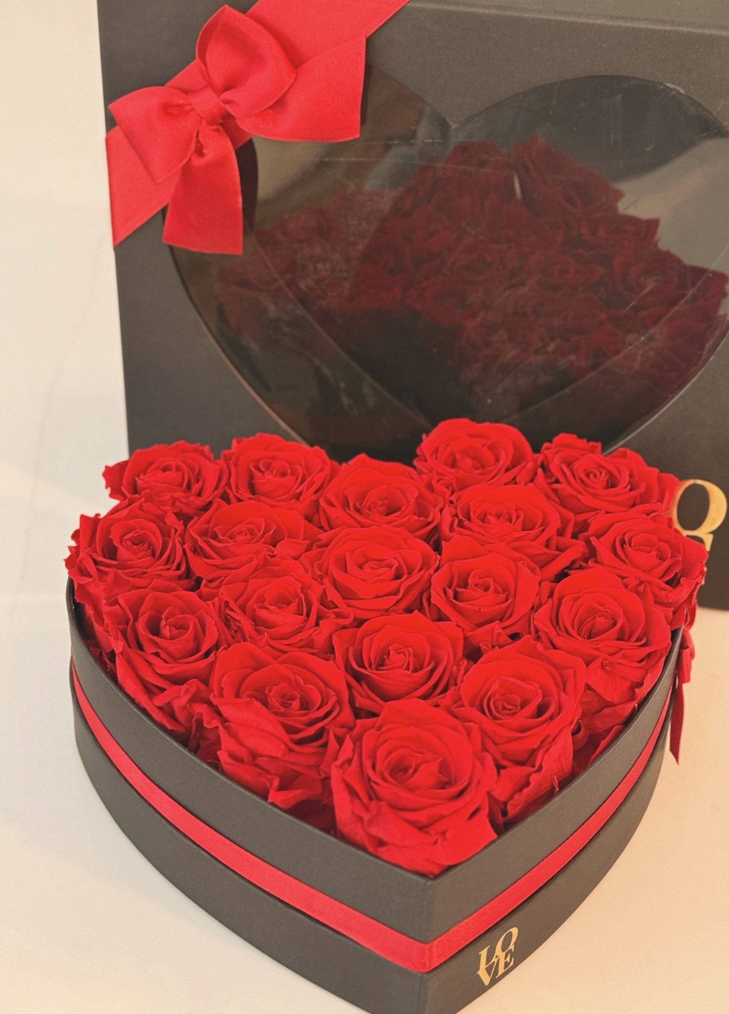 Perfect gift for Valentine’s Day, Mother’s Day, Birthday, Graduation, etc. Preserved roses that will not die 🌹

#LTKSeasonal #LTKValentine #LTKU