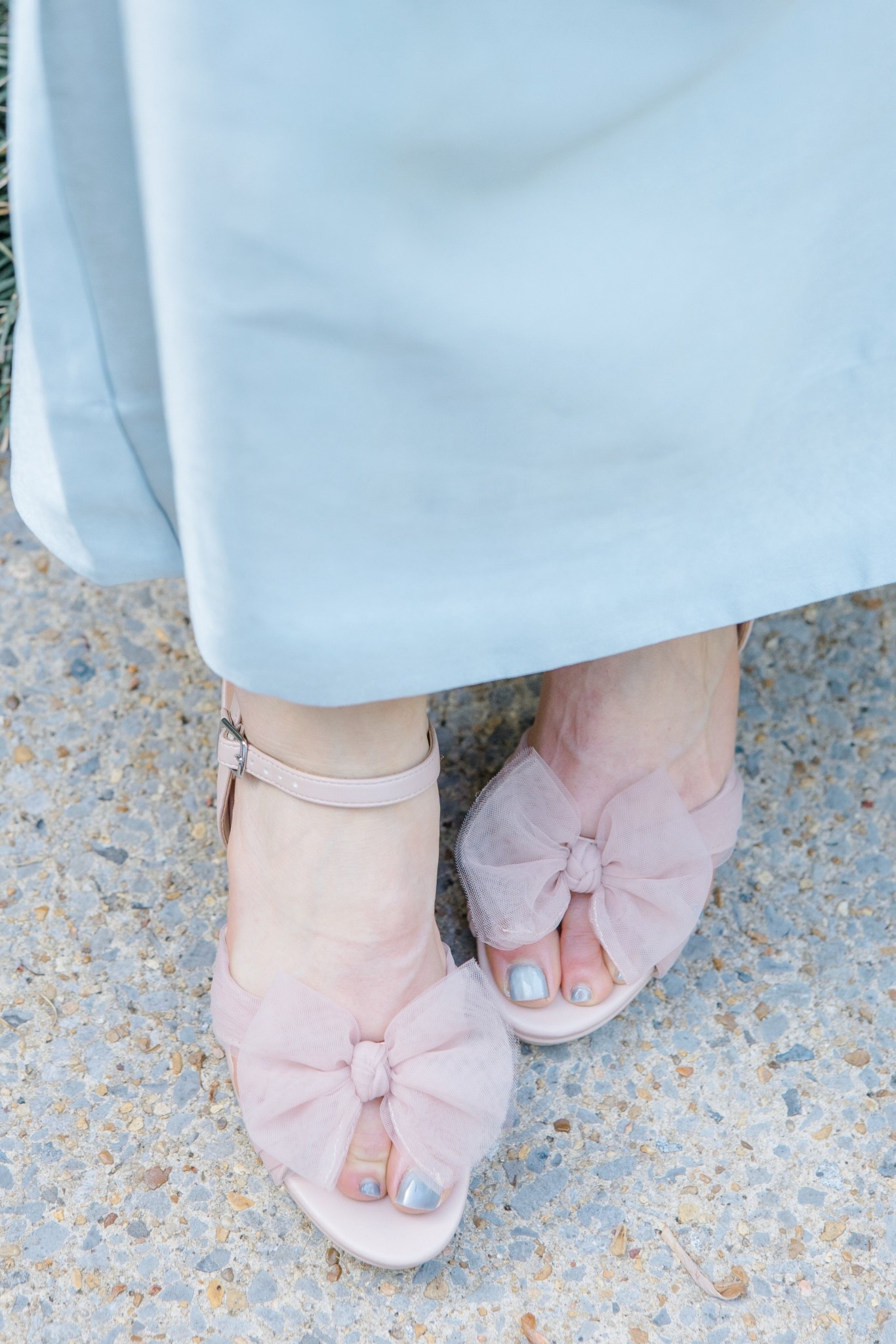 Love these pretty in pink heels with tulle. Size 6.5 and runs true to size  