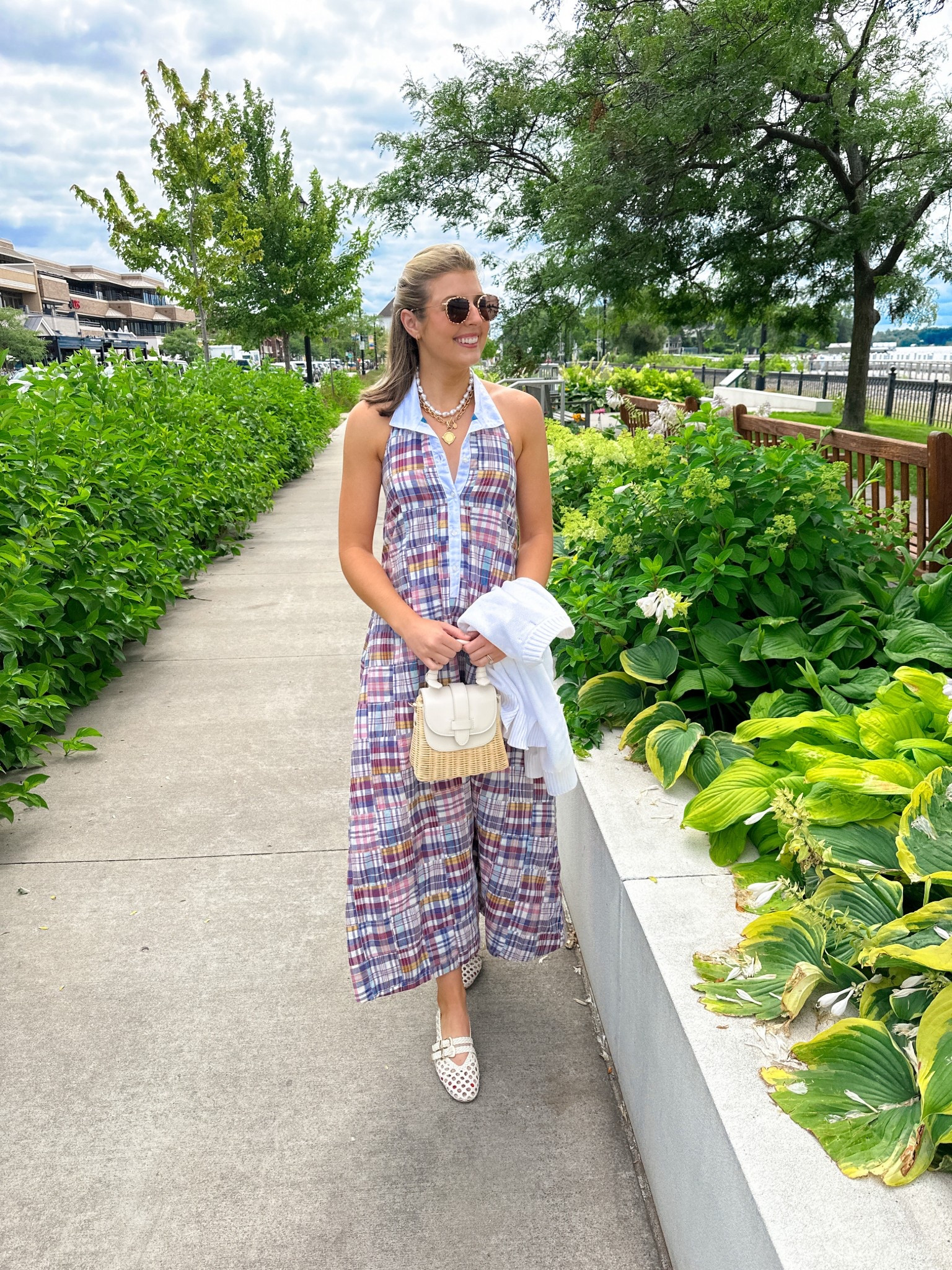 OOTD for a day in MN! Wearing a S!