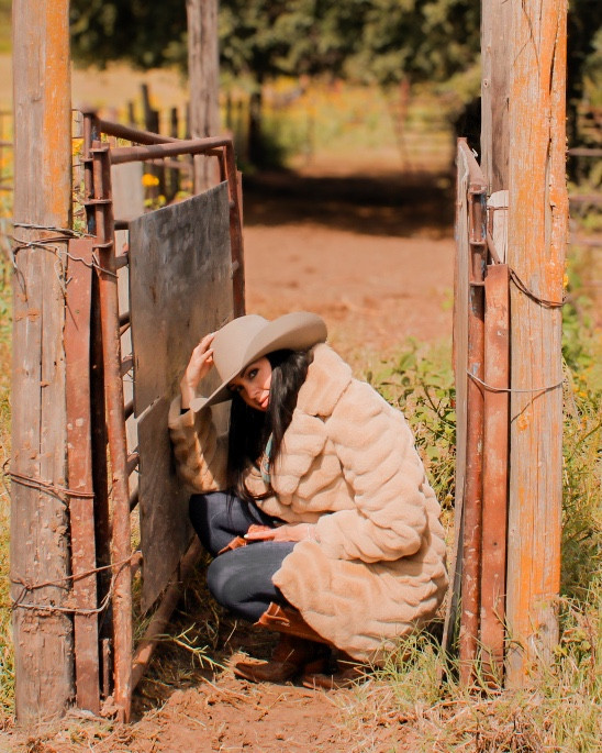 Feelin’ feed yard fancy. 🤠

Summer has decided to make a reappearance (😑) but as soon as I possibly can I’ll be wearing this (vegan) fur coat everywhere. 

Code: Sarah15 to save 15% site-wide on your purchase over $70. There are so many awesome coats & jackets to choose from! 

#LTKTall #LTKStyleTip #LTKSeasonal