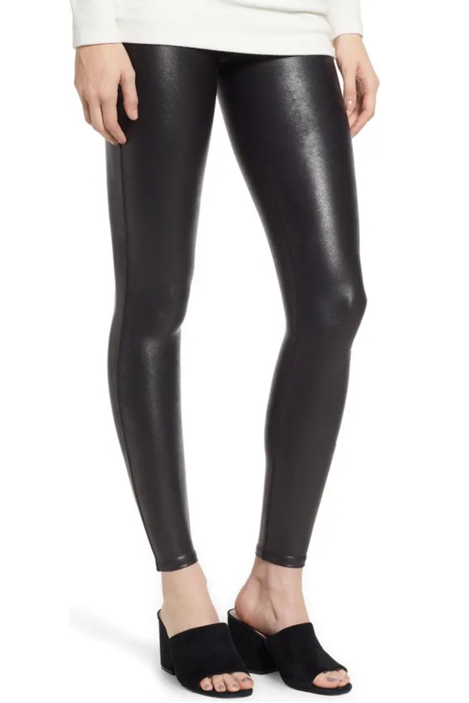 My go to leggings for a night out

#LTKSeasonal #LTKGiftGuide #LTKHoliday
