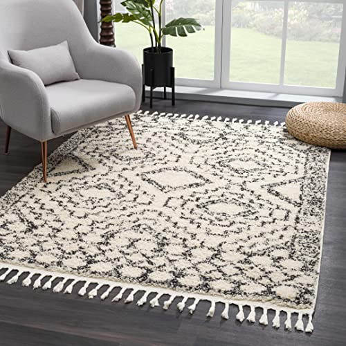 BoutiqueRugs Buan Boho Moroccan Geometric Shag Runner Rug - High Pile Super Soft Carpet with Tassels for Hallway - Light Gray, Charcoal, Gray - 2'7" x 7'3" (2x8) | Amazon (US)