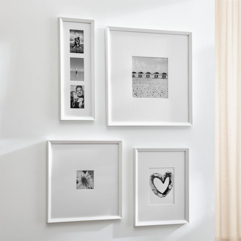 Overview
                Give a treasured photo the presentation it deserves with this classic fr... | Crate & Barrel