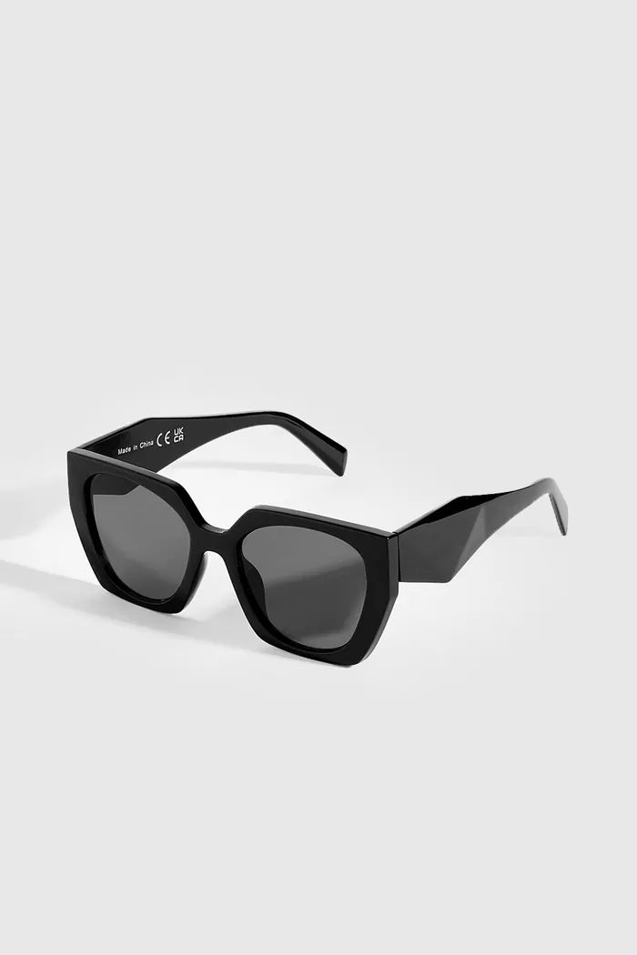 Oversized Angular Black Sunglasses | boohoo (US & Canada)