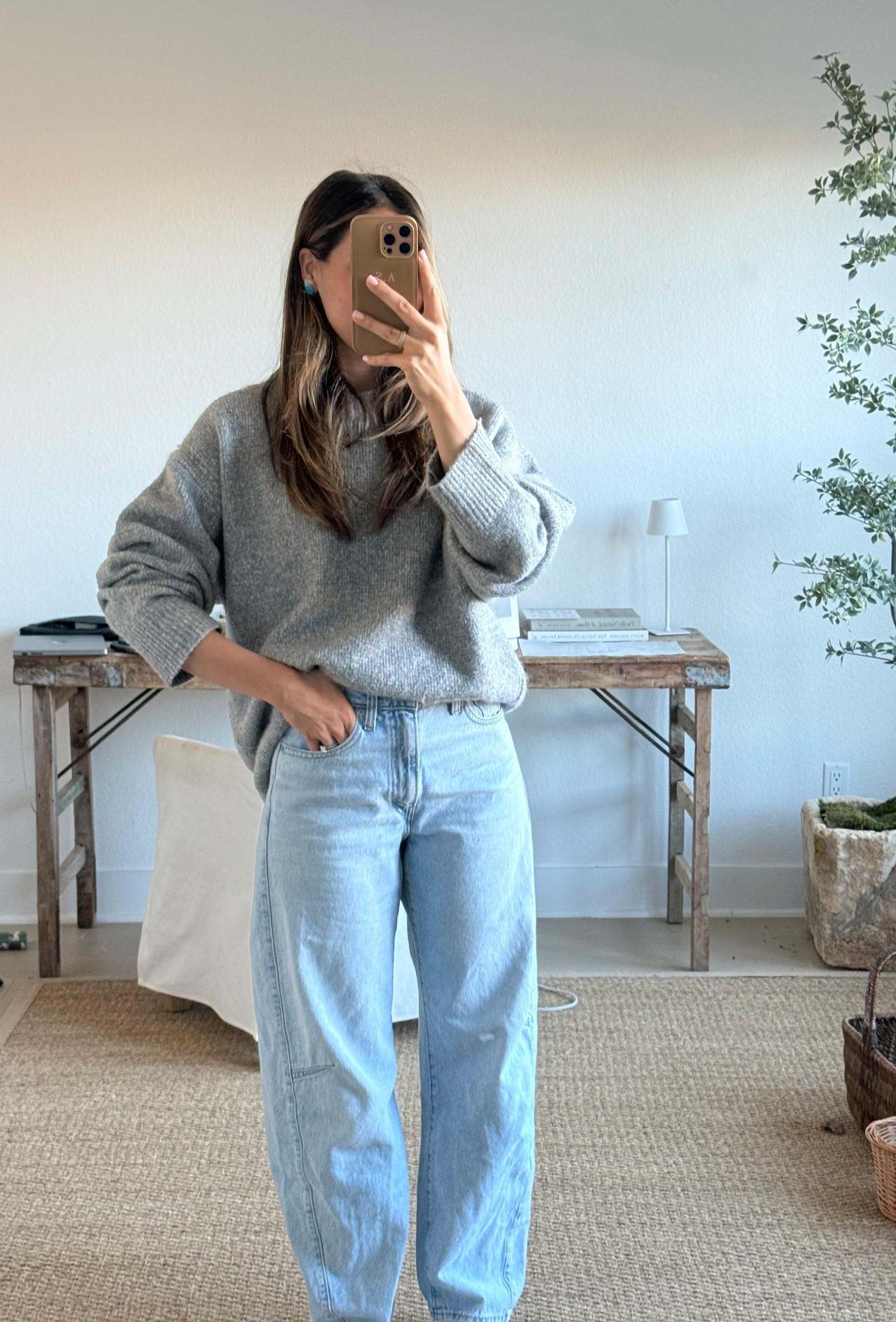 These jeans are basically sweats they’re so comfy! Sweater is sold out gay crew, but I linked another really great option

#LTKootd