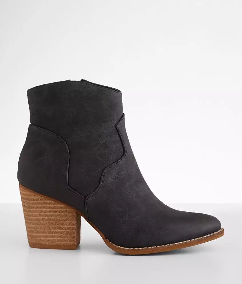 Abby Ankle Boot | Buckle