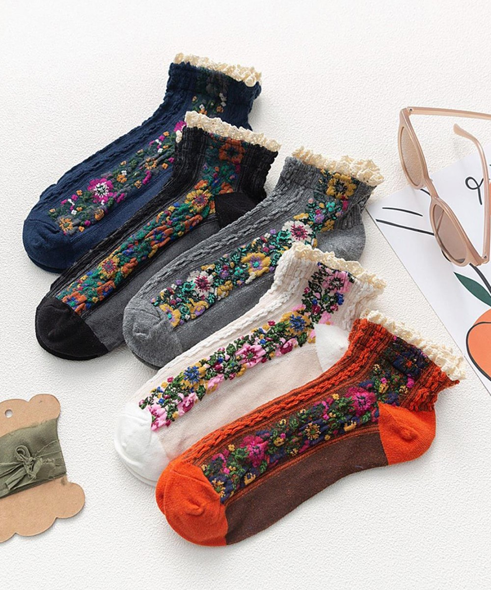 Zueshera Women's Socks Maroon - Orange Floral Embroidered Lace-Trim Five-Pair Socks Set - Women | Zulily
