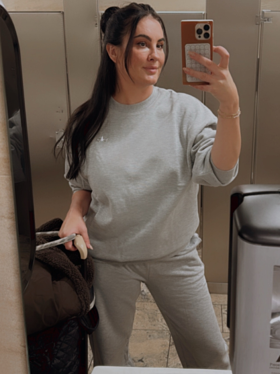airport casual wear 
alo sweats and sweatshirts are hands down my fav 
if between sizes then size down.
a large and medium fit me
i am 5’10 and they are so long i have to roll my waistband up 


#LTKStyleTip #LTKTravel #LTKActive