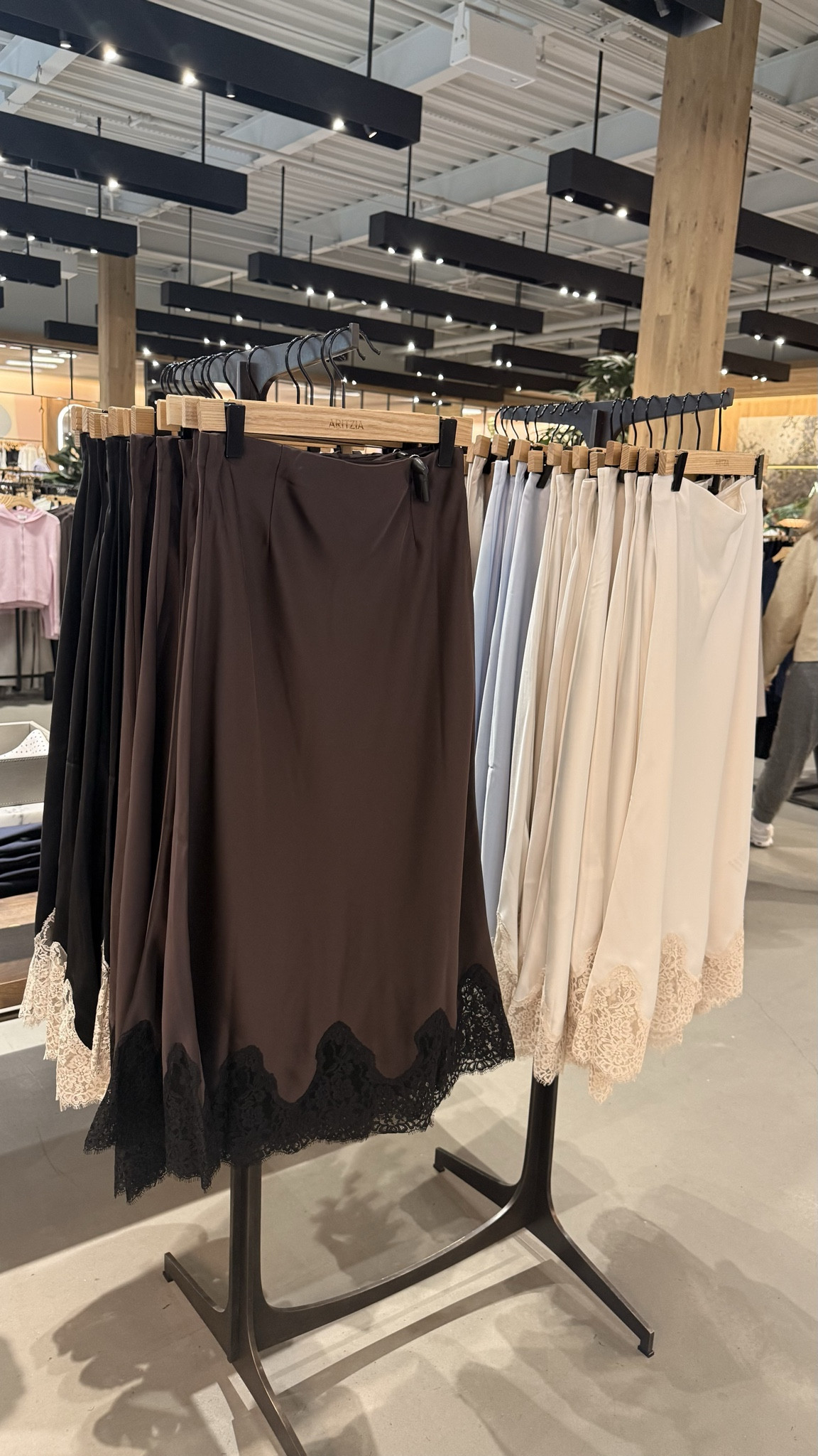 So many cutie skirts at @Aritzia right now!! 