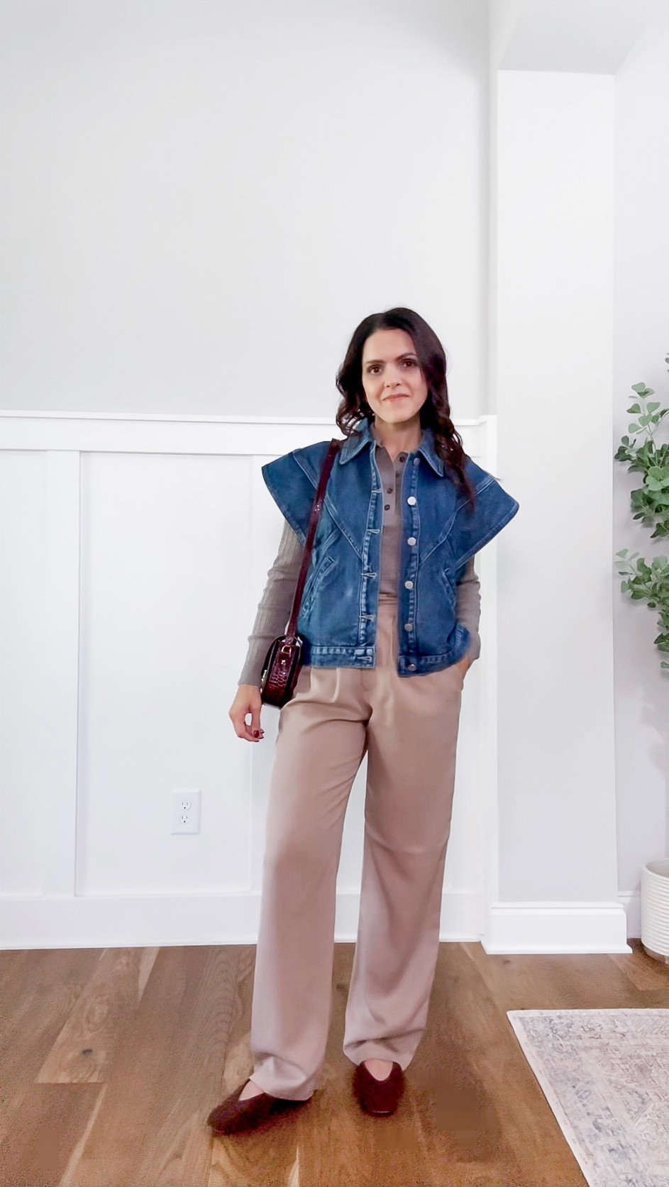 Monthly outfit planner SEPTEMBER: Summer to Fall outfits | polo long sleeve tee, short sleeve denim jacket, trousers, suede flats, statement necklace 

#summertofall #transitionalstyle #falloutfit #casualstyle 

#LTKStyleTip