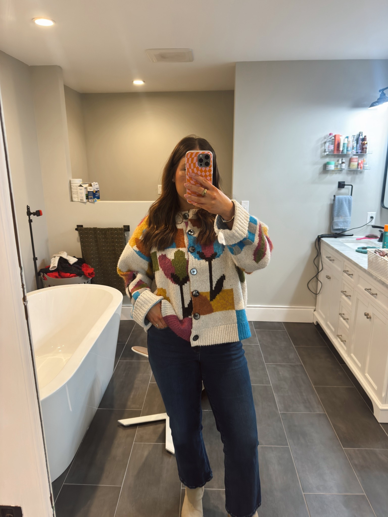 Tulip sweater from free people !! I’m obsessed 

#LTKootd #LTKMidsize #LTKmomlife