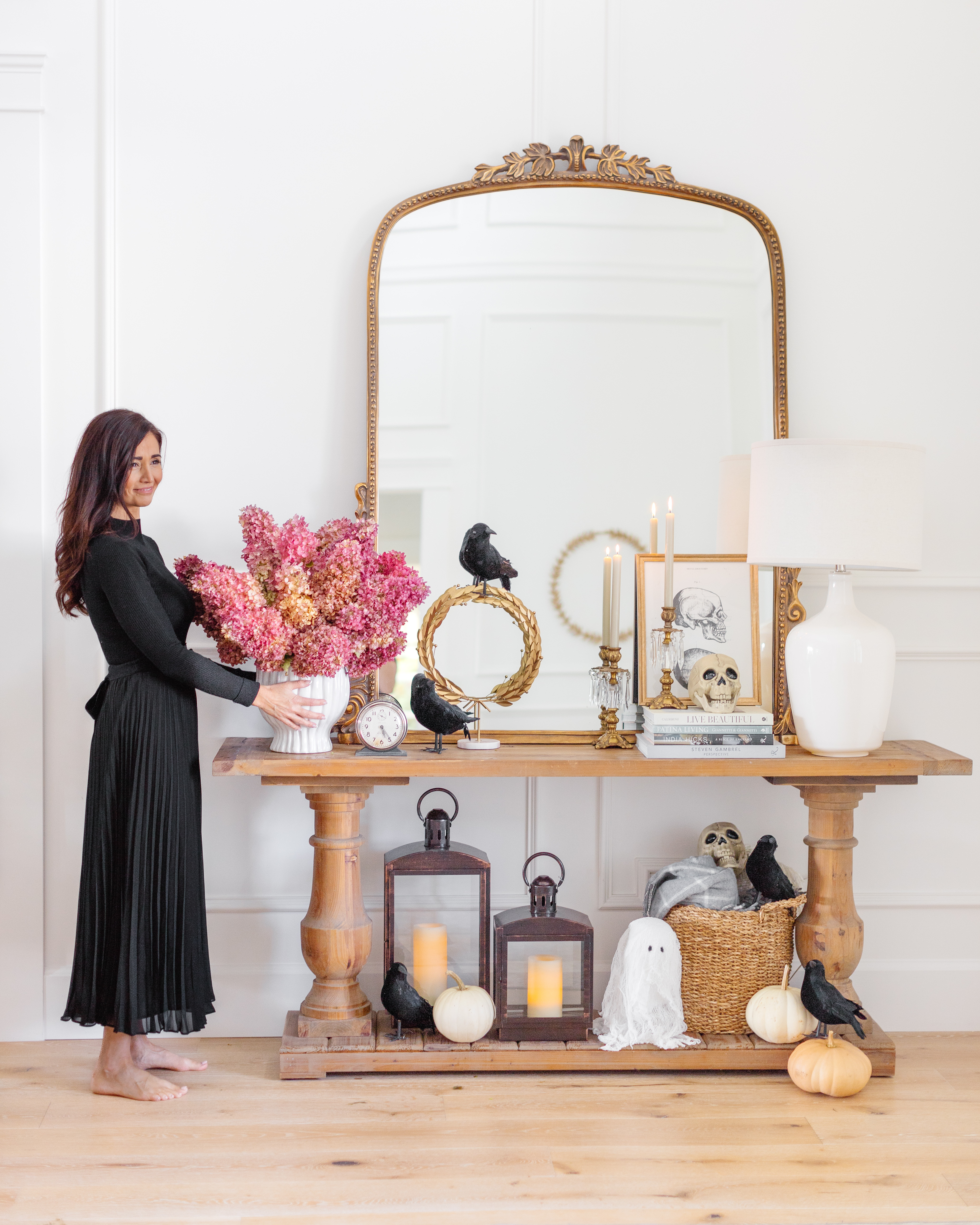 Halloween home decor has officially entered the chat... 👻🎃  

 

#LTKcanada #LTKfall #LTKhome