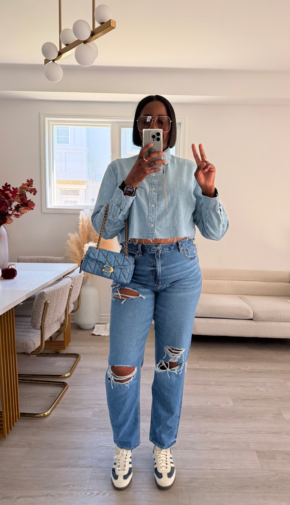 ✨ Double denim, but make it chic ✨
Wearing the AE Strigid Curvy Mom Jeans (Ripped) — I’m 6ft and in a 14 X-Long. Tall-girl approved, structured but still comfy. Paired with the Coach Tabby 20 in denim for the perfect match.

👖 Jeans are on sale for $59.96 CAD (reg. $79.95) + you can stack an extra 30% off with code COZYDEALS.

Casual, cool, and easy to dress up or down. Both are linked on my LTK 🤍

#LTKcurves #LTKcanada #LTKstyletip