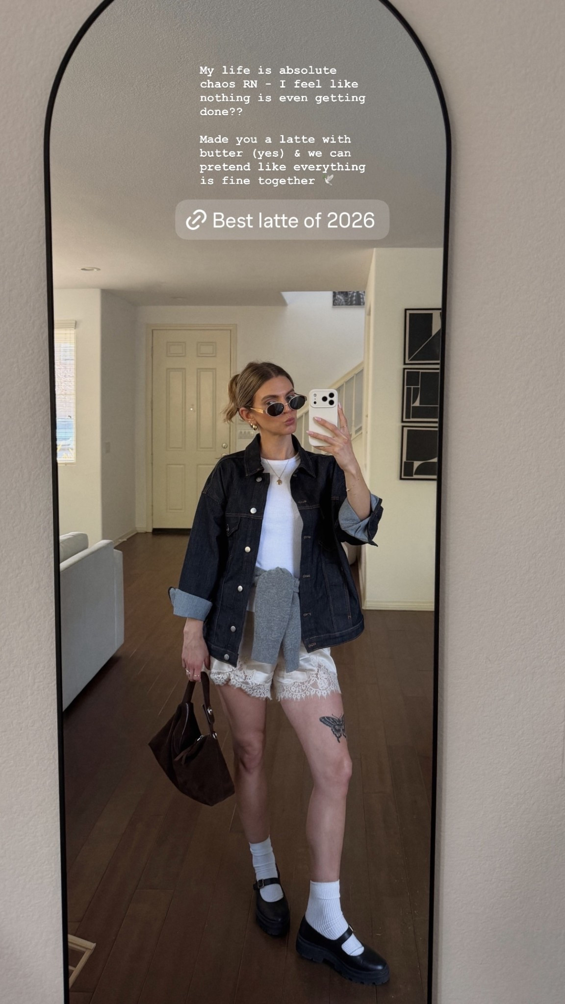 My life is absolute chaos RN - I feel like nothing is even getting done??

Made you a latte with butter (yes) & we can pretend like everything is fine together 🕊️