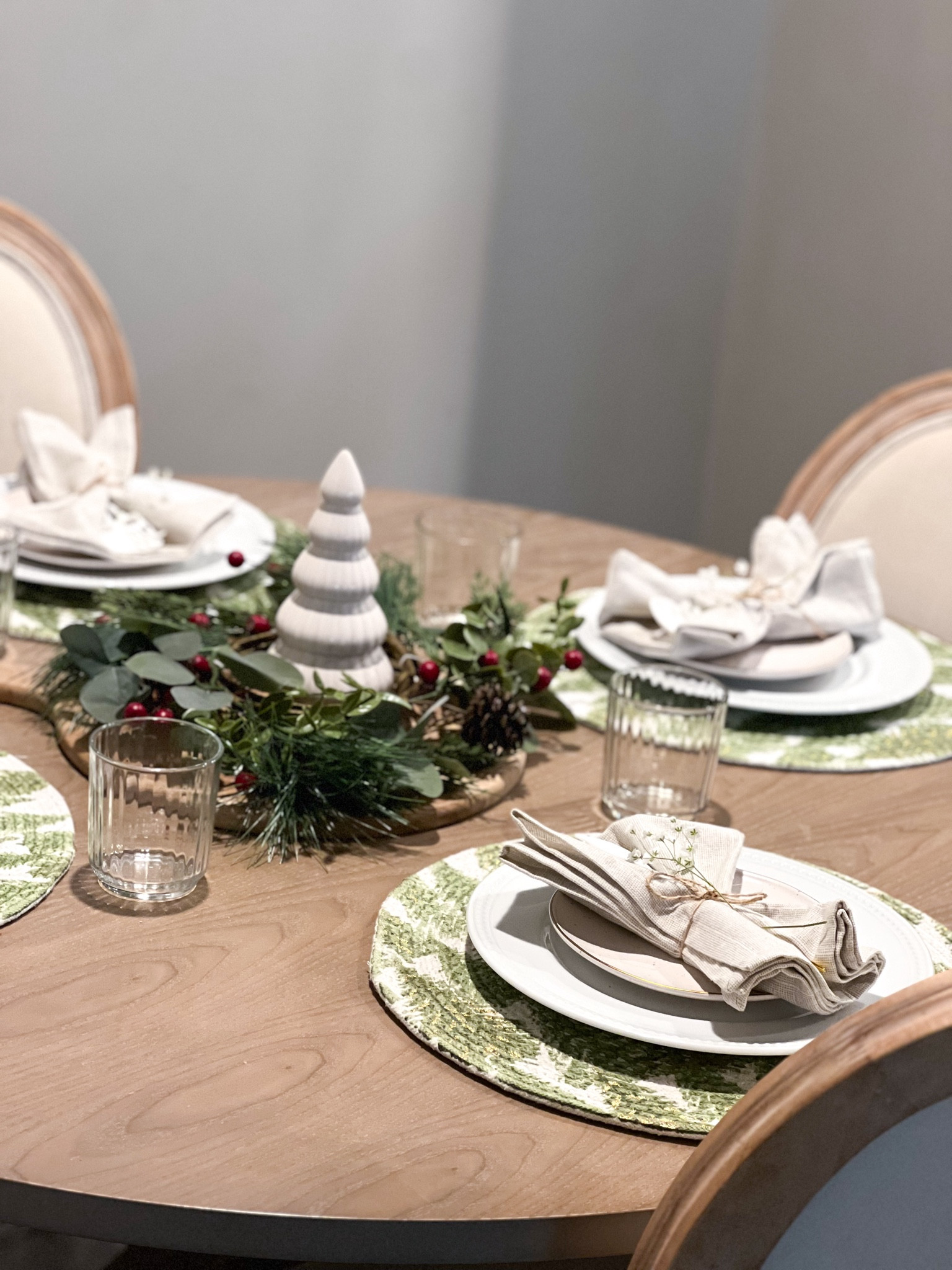 Shop all my Christmas Table setting and more! 

#LTKhome #LTKSeasonal #LTKHoliday