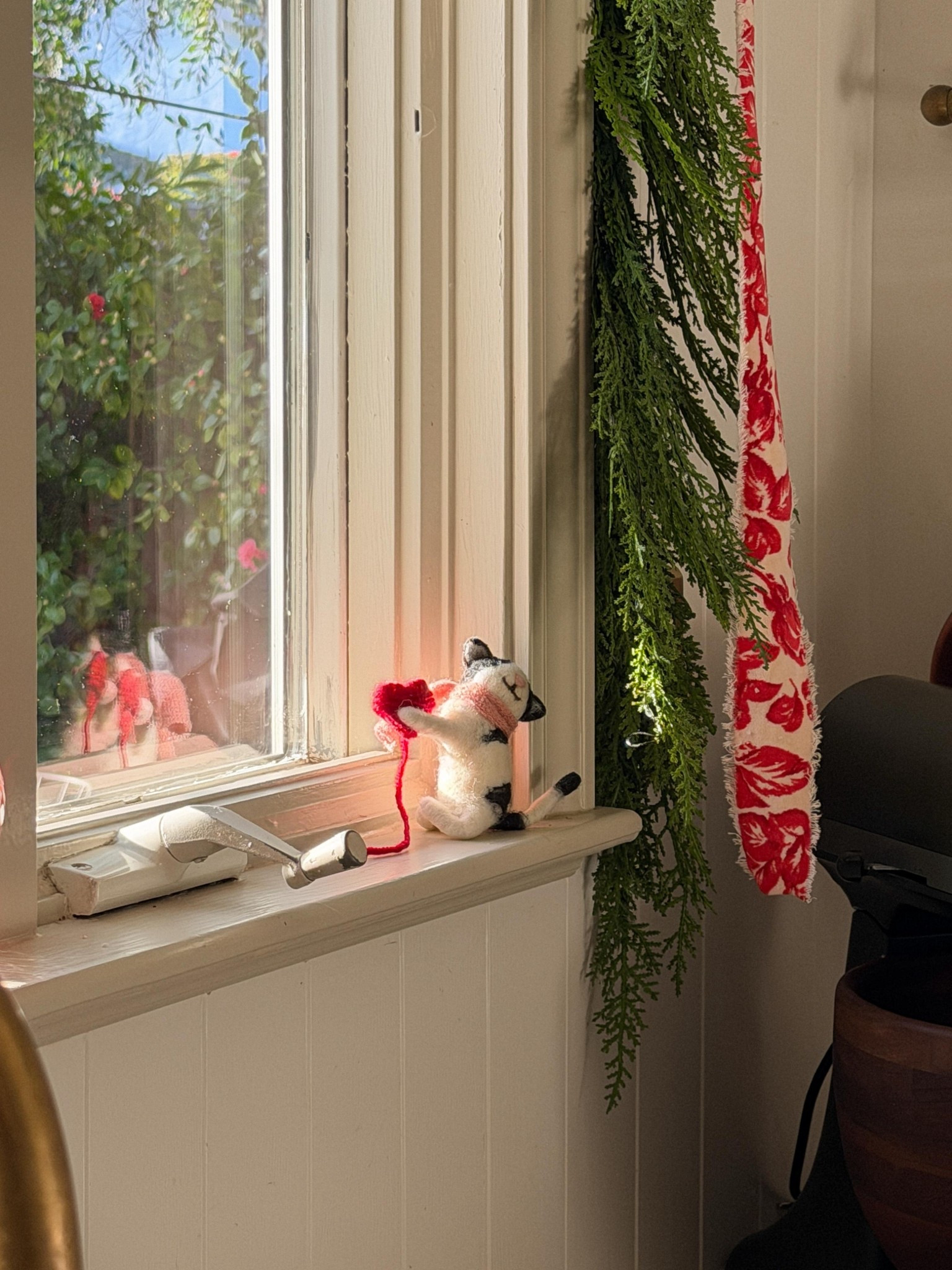 Subtle valentine’s day decor 💖

#LTKHome #LTKValentine #LTKSeasonal