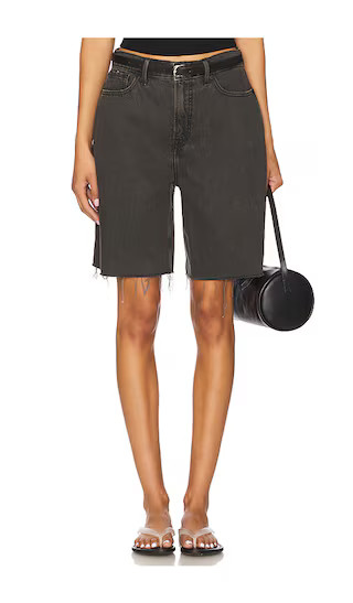 Good American Good Extreme Barrel Shorts in Black. - size 0 | Revolve Clothing (Global)