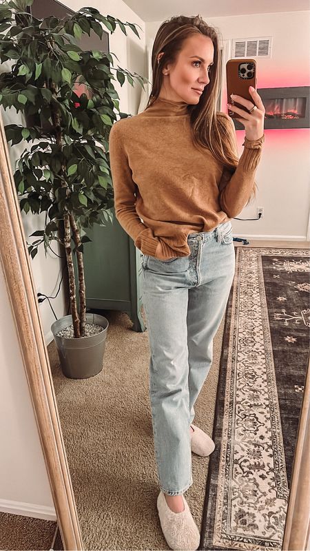 Cozy sweater and jeans look. Sweater is under $30, soft, & stretchy; wearing size XS. Sized down to 25 in my fave denim brand.

#amazonfinds #founditonamazon #sweaterweather #agolde #shopbop

#LTKunder50 #LTKSeasonal #LTKFind
