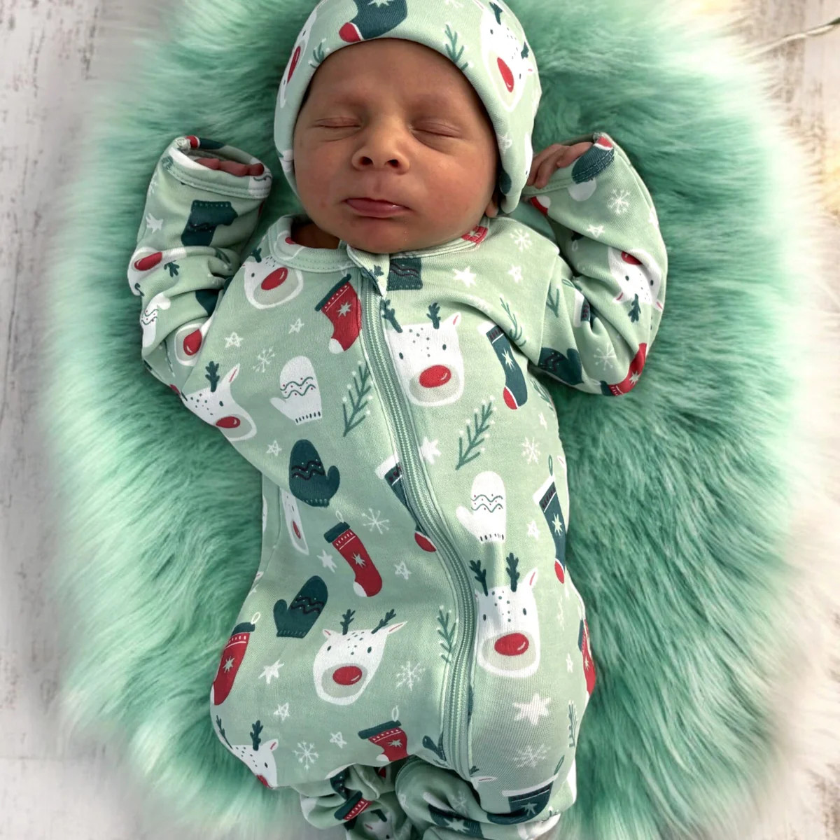 Reindeer / Organic Zip Footie | SpearmintLOVE