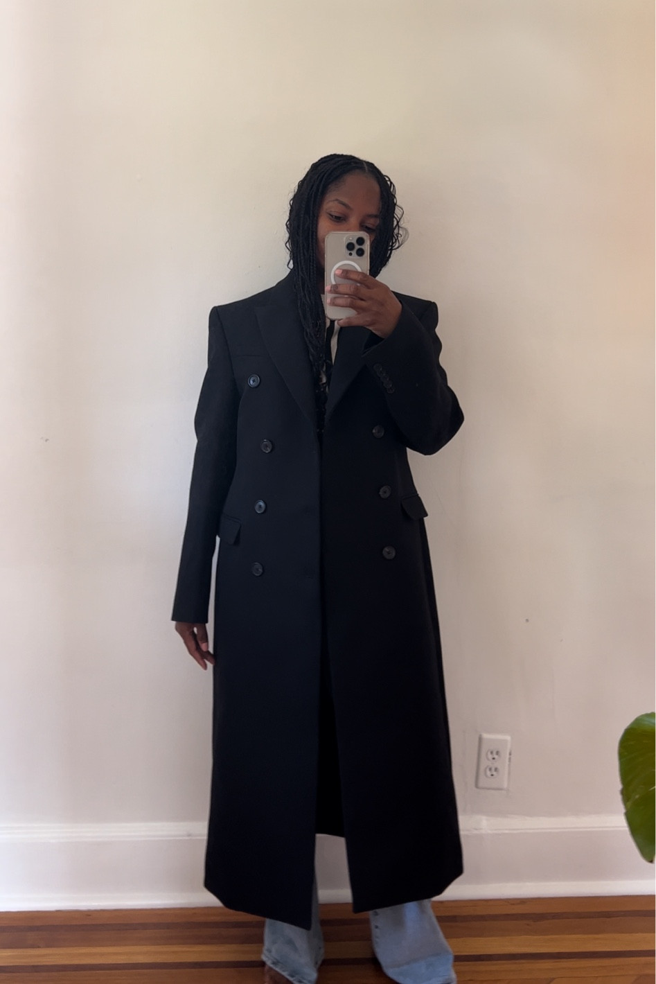 I’m wearing a Medium 