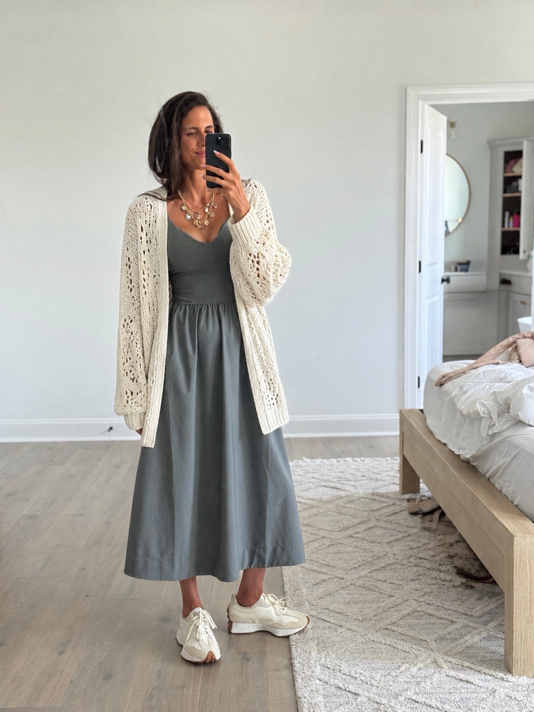 Building outfits doesn’t have to be complicated. A few versatile pieces can create countless combinations and make your closet work harder for you. These are some of my favorite staples for effortless everyday style.

Shop everything in my LTK.

#LTKSeasonal #LTKootd #LTKdayinmylife