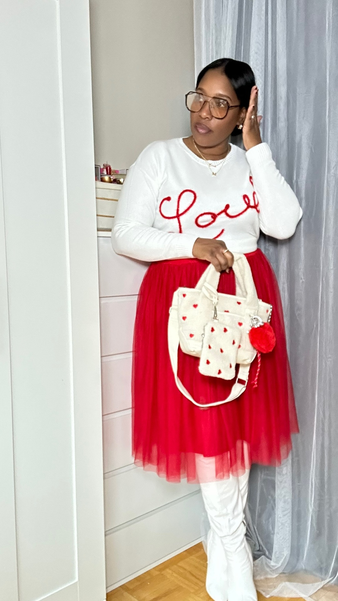 Valentines Day Outfit Inspo
Wearing this to work for the day!
Midsize girls | Valentines Outfit | Valentines Work fit | Midsize outfit | Midsize fashionn

#LTKootd #LTKMidsize