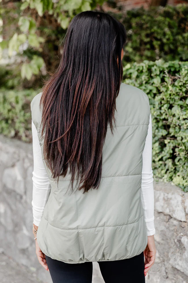 My Eyes On You Olive Oversized Puffer Vest | Pink Lily
