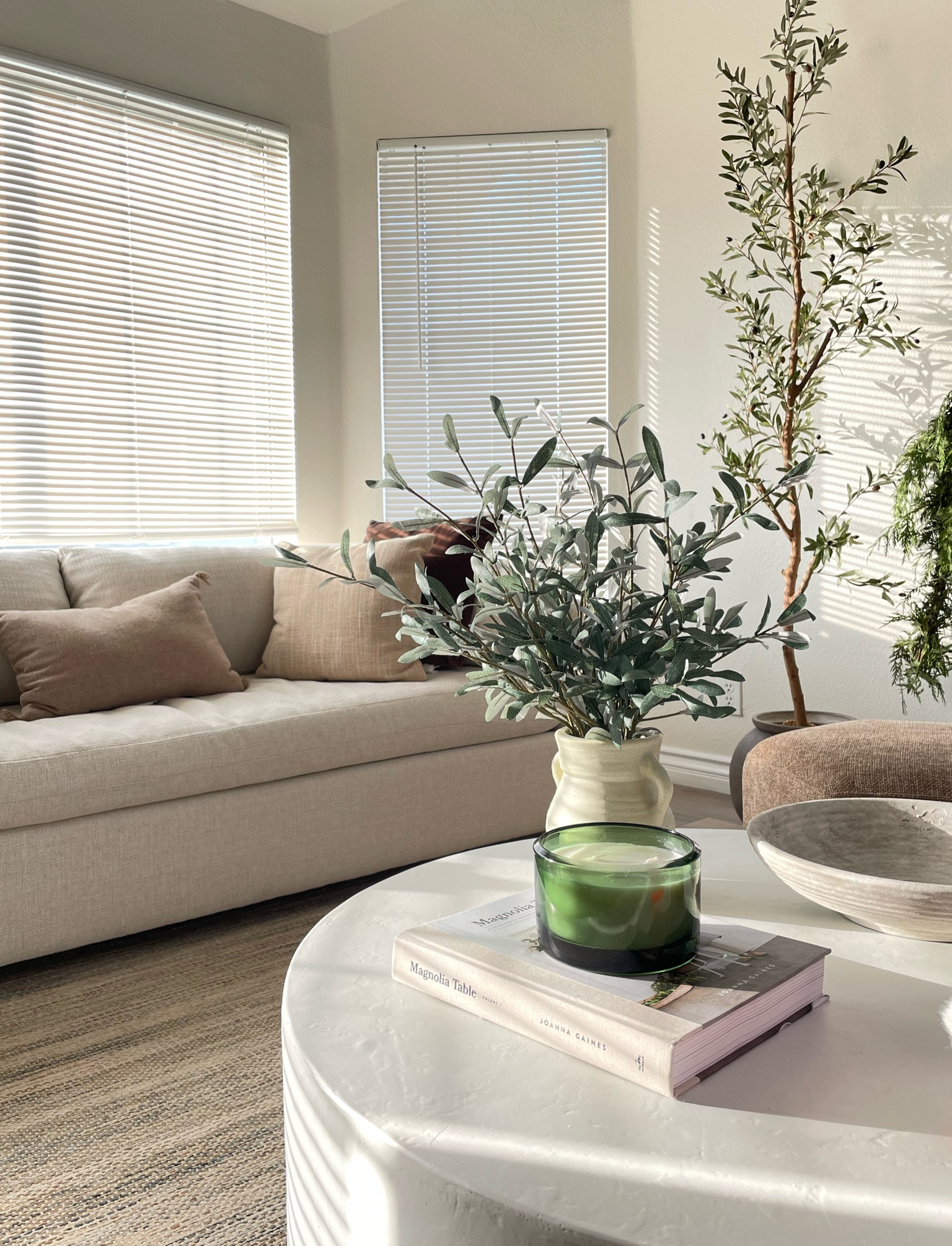 Home decor🤎 #decorideas #inspo

#LTKSeasonal #LTKHome #LTKHoliday