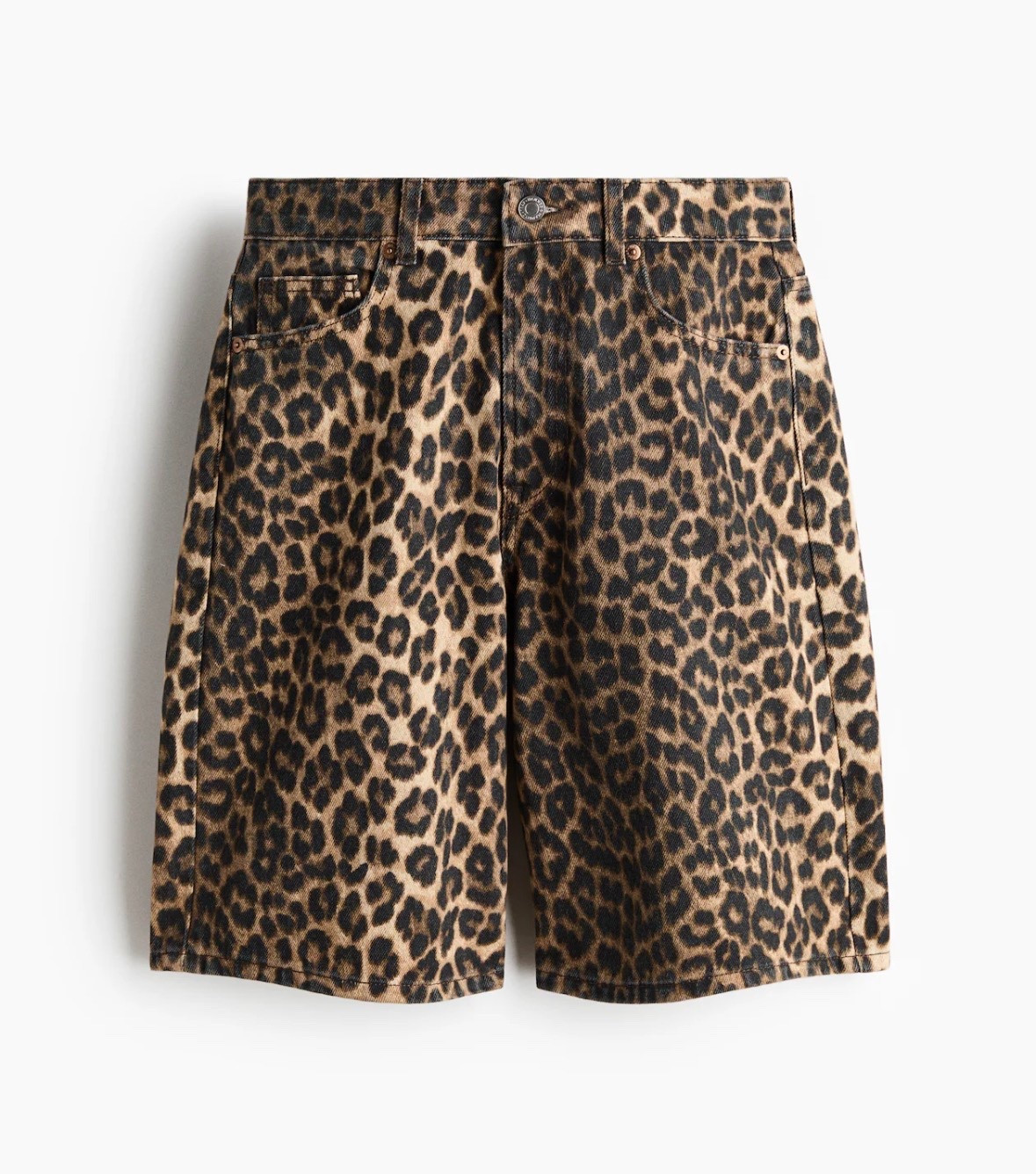 Leopard Bermuda shorts