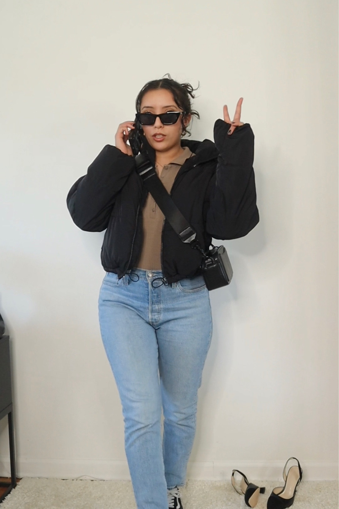 Cropped puffer jacket outfit ideas for fall 