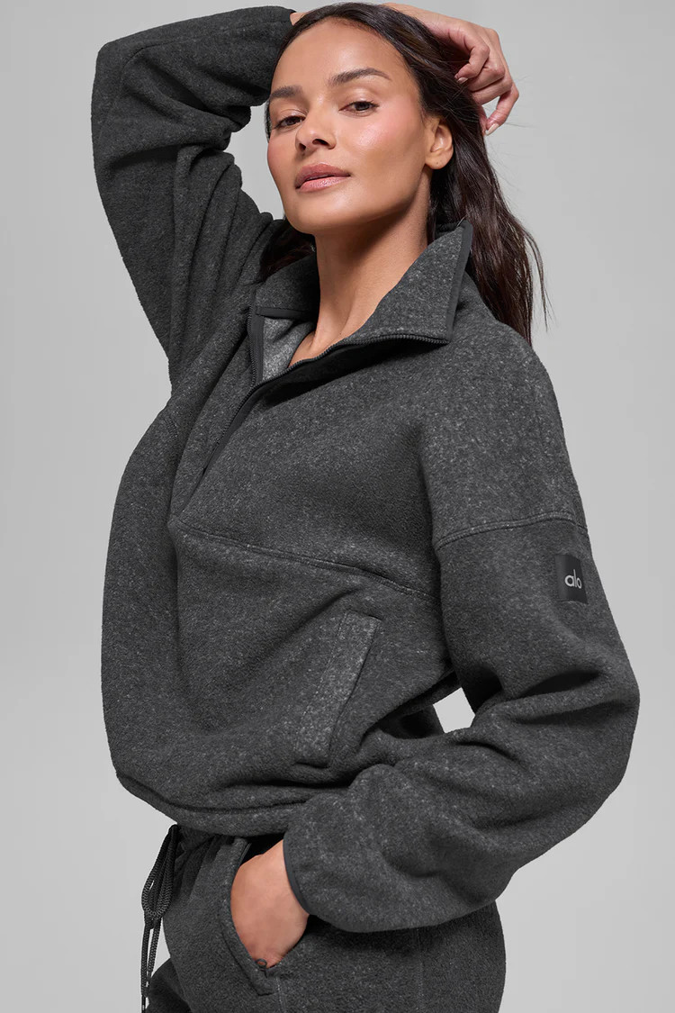 Polar Fleece Retreat Cover Up | Alo Yoga (US)