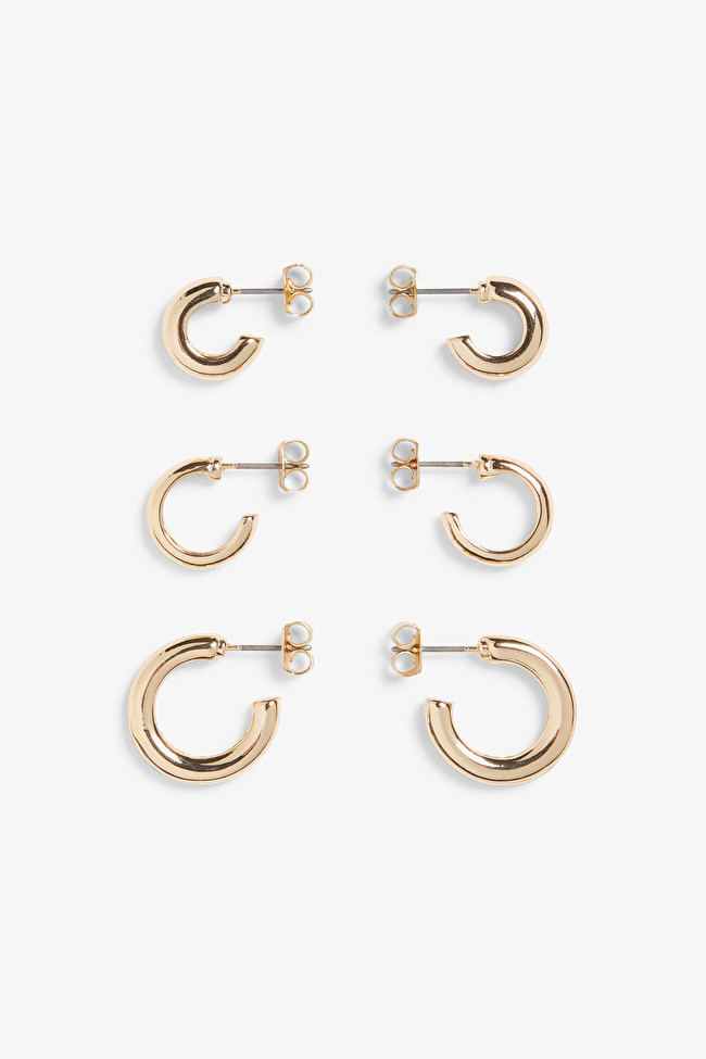 Assorted gold coloured hoop earrings | Monki