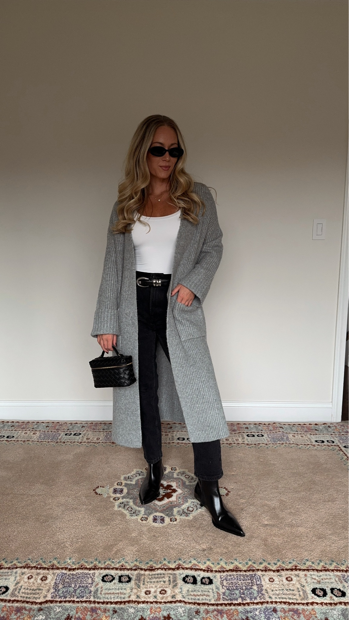 Elevated effortless style ✔️ 

Winter style, fall fit, everyday outfit, elevated outfit, neutral fit, cold weather fit, it bag, cyber sale 

#LTKCyberWeek #LTKItBag #LTKStyleTip